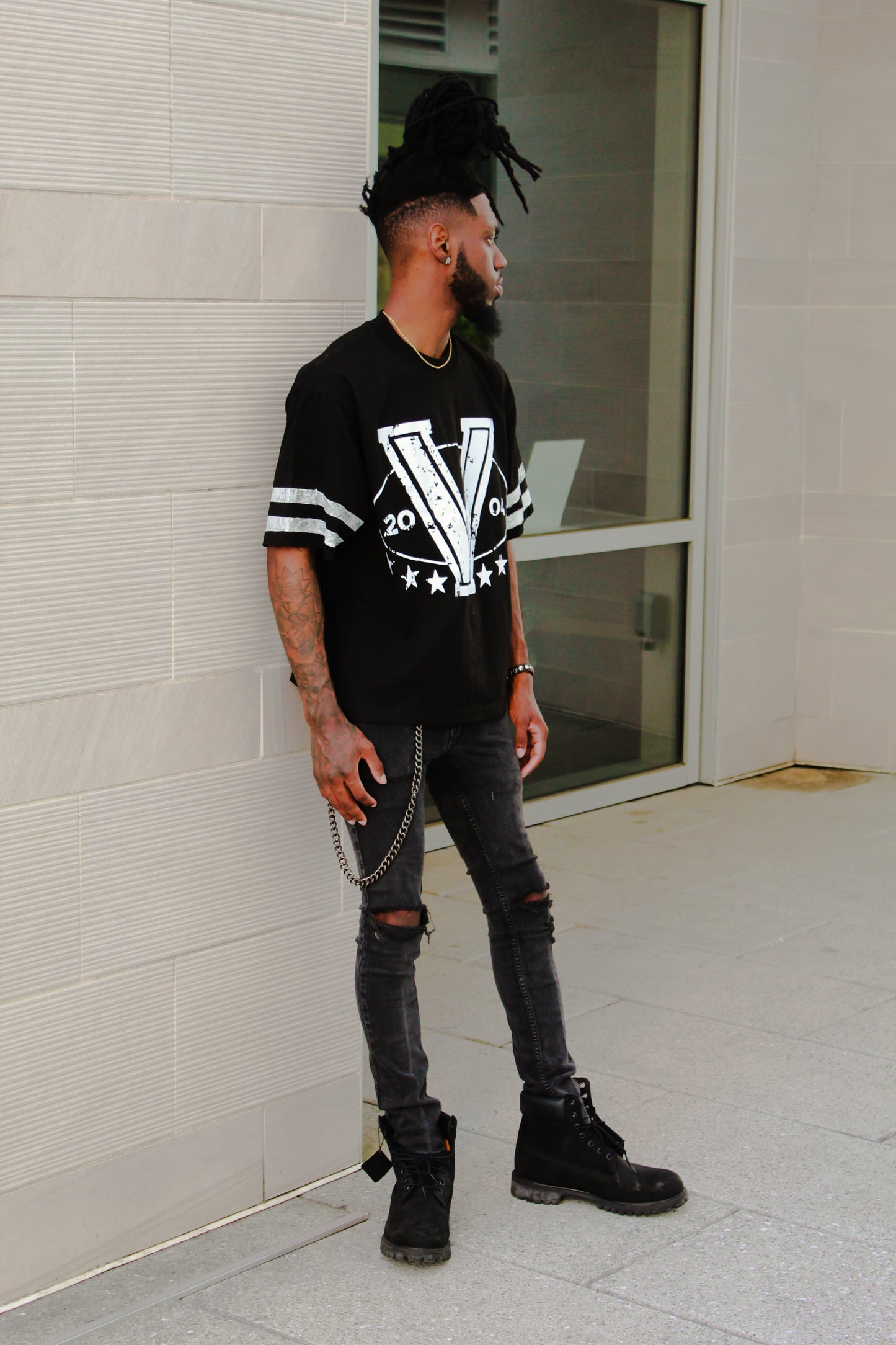 Big V Tee
